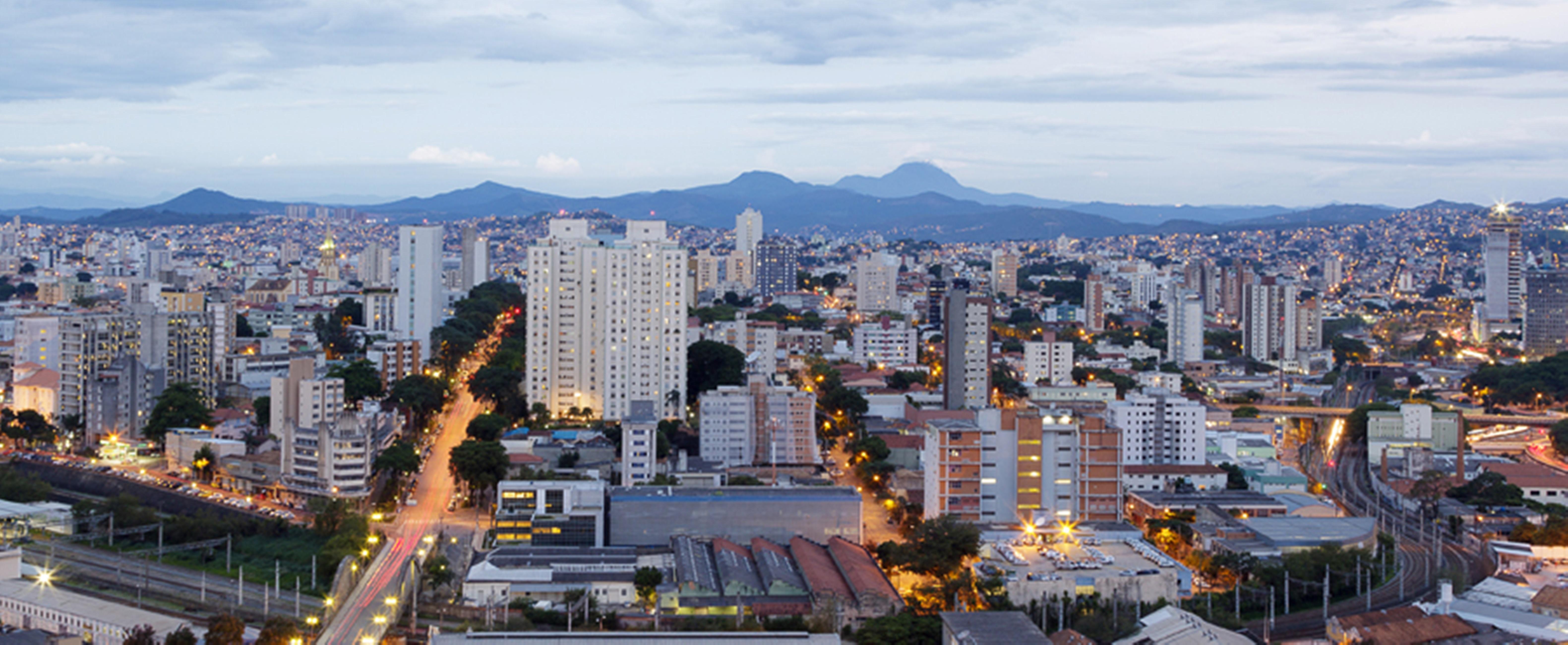 Hotel Radisson Blu Belo Horizonte Savassi Exterior foto View of the city