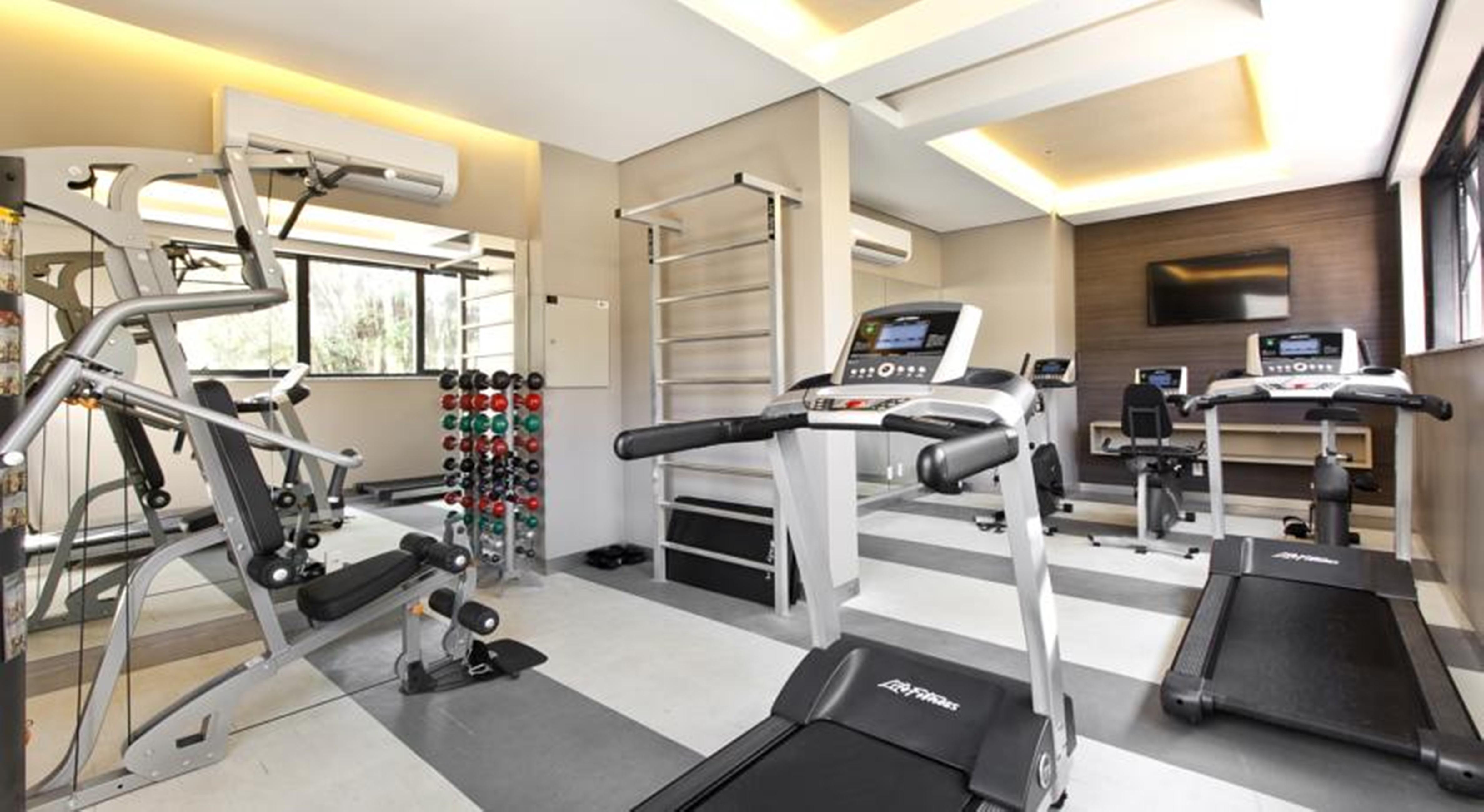 Hotel Radisson Blu Belo Horizonte Savassi Exterior foto A gym in a hotel