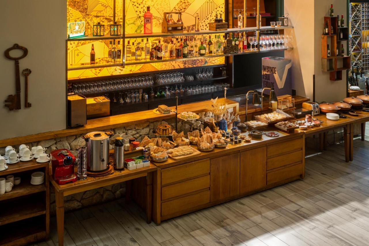 Hotel Radisson Blu Belo Horizonte Savassi Exterior foto A coffee bar
