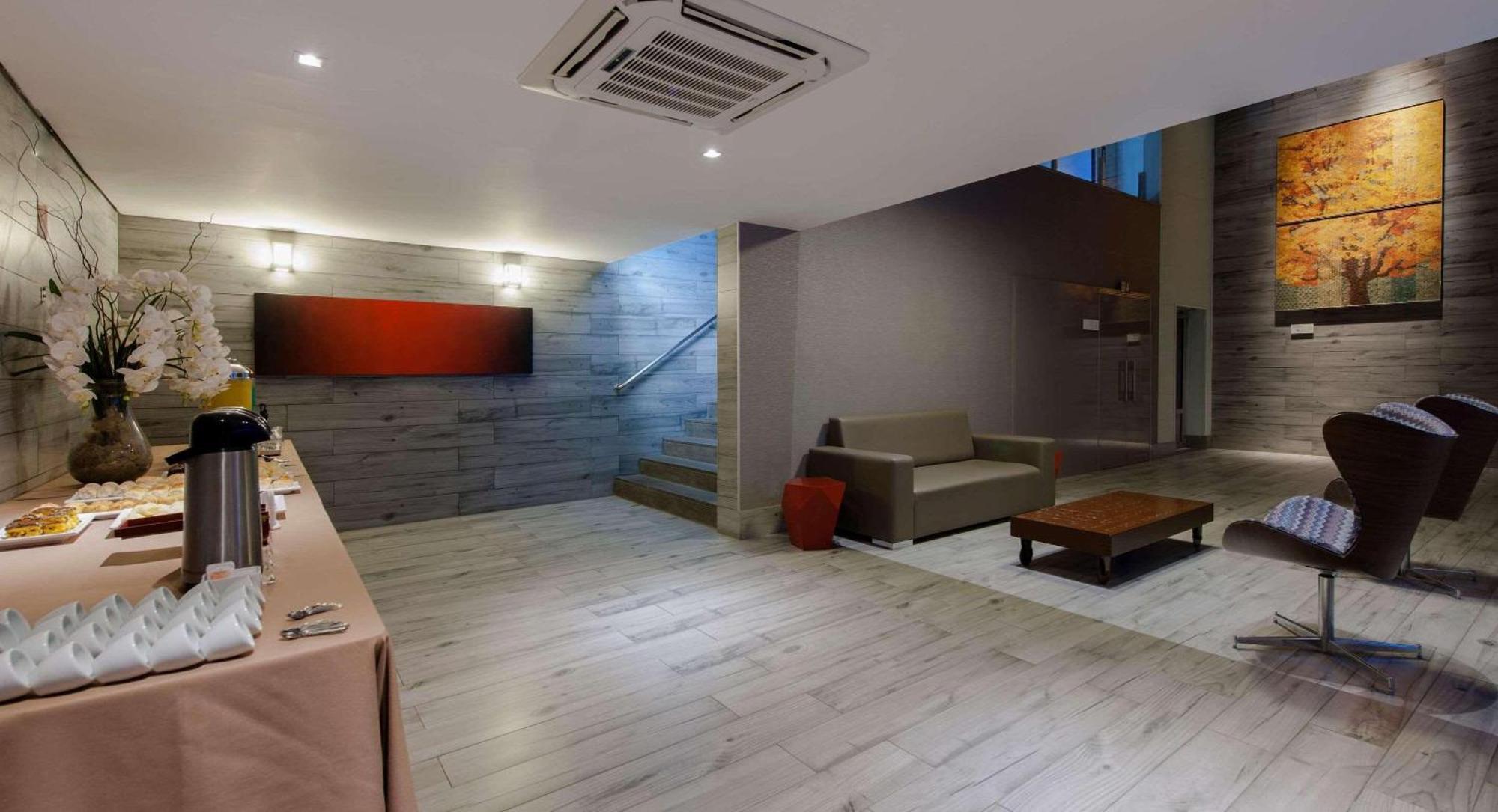 Hotel Radisson Blu Belo Horizonte Savassi Exterior foto Lobby